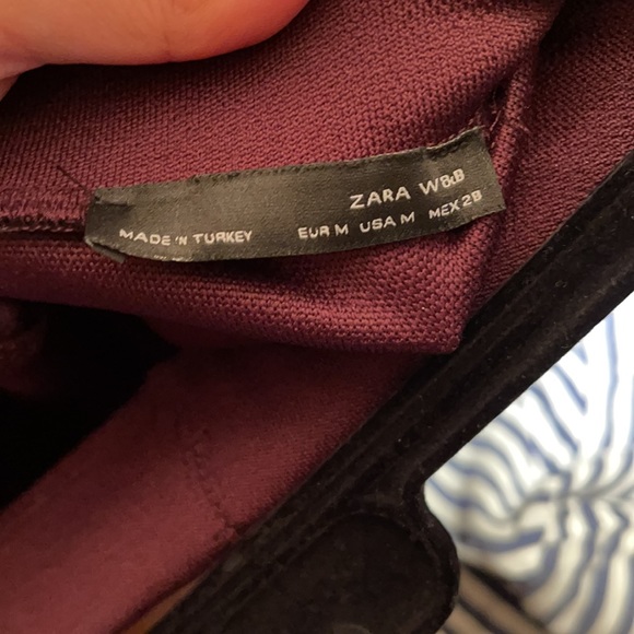 Zara burgundy bodycon midi skirt size M - Picture 2 of 2